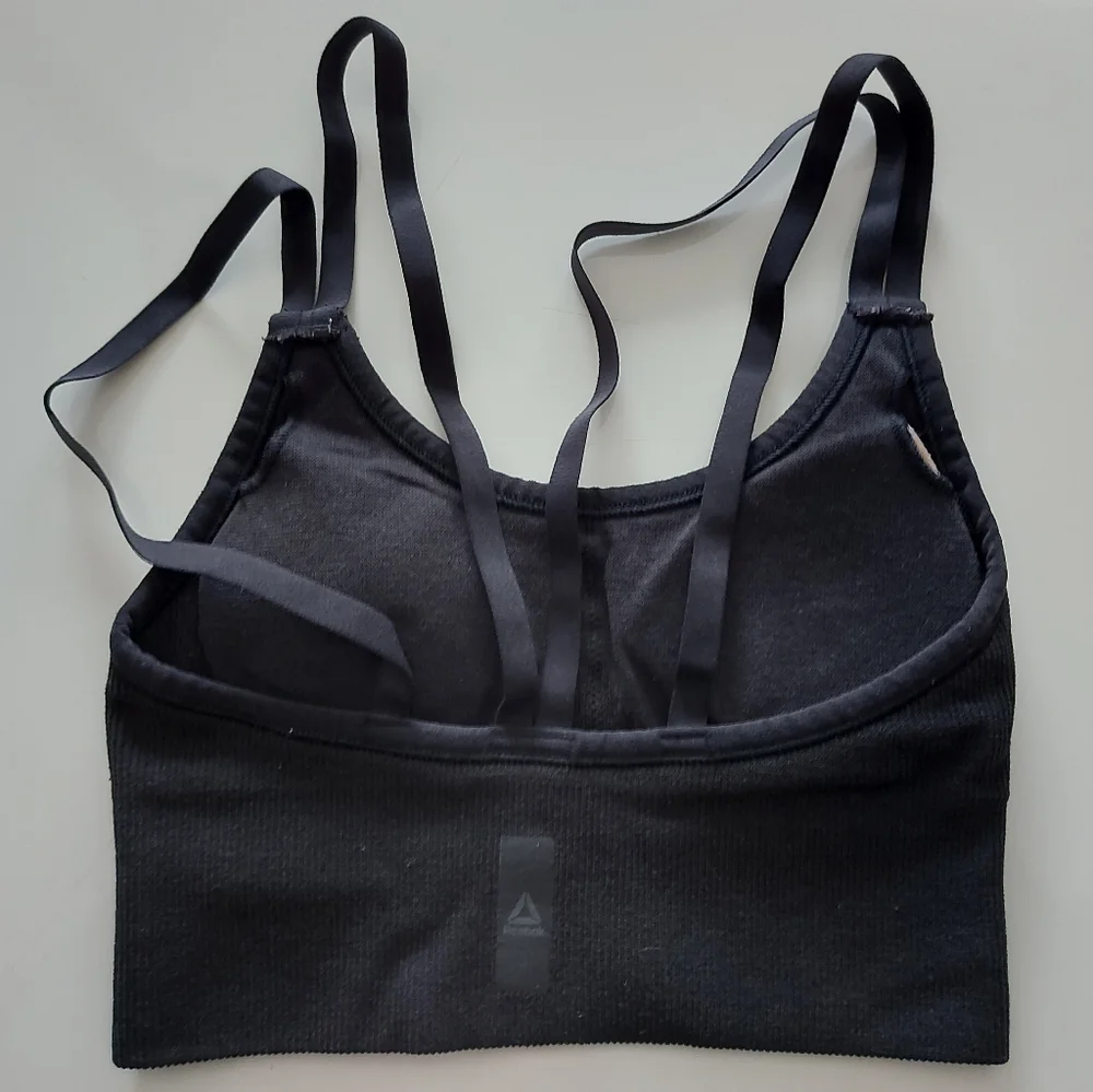 Reebok sports bra/tank for child - Picture 2 of 7